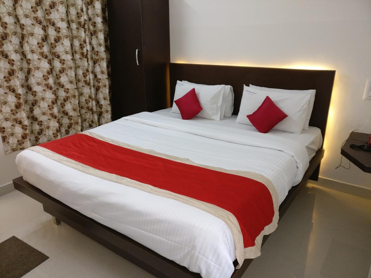 Hotel Raj Mahal Chikmagalūr Buitenkant foto