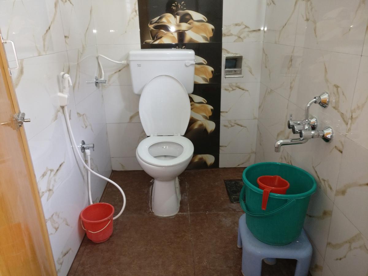 Hotel Raj Mahal Chikmagalūr Buitenkant foto